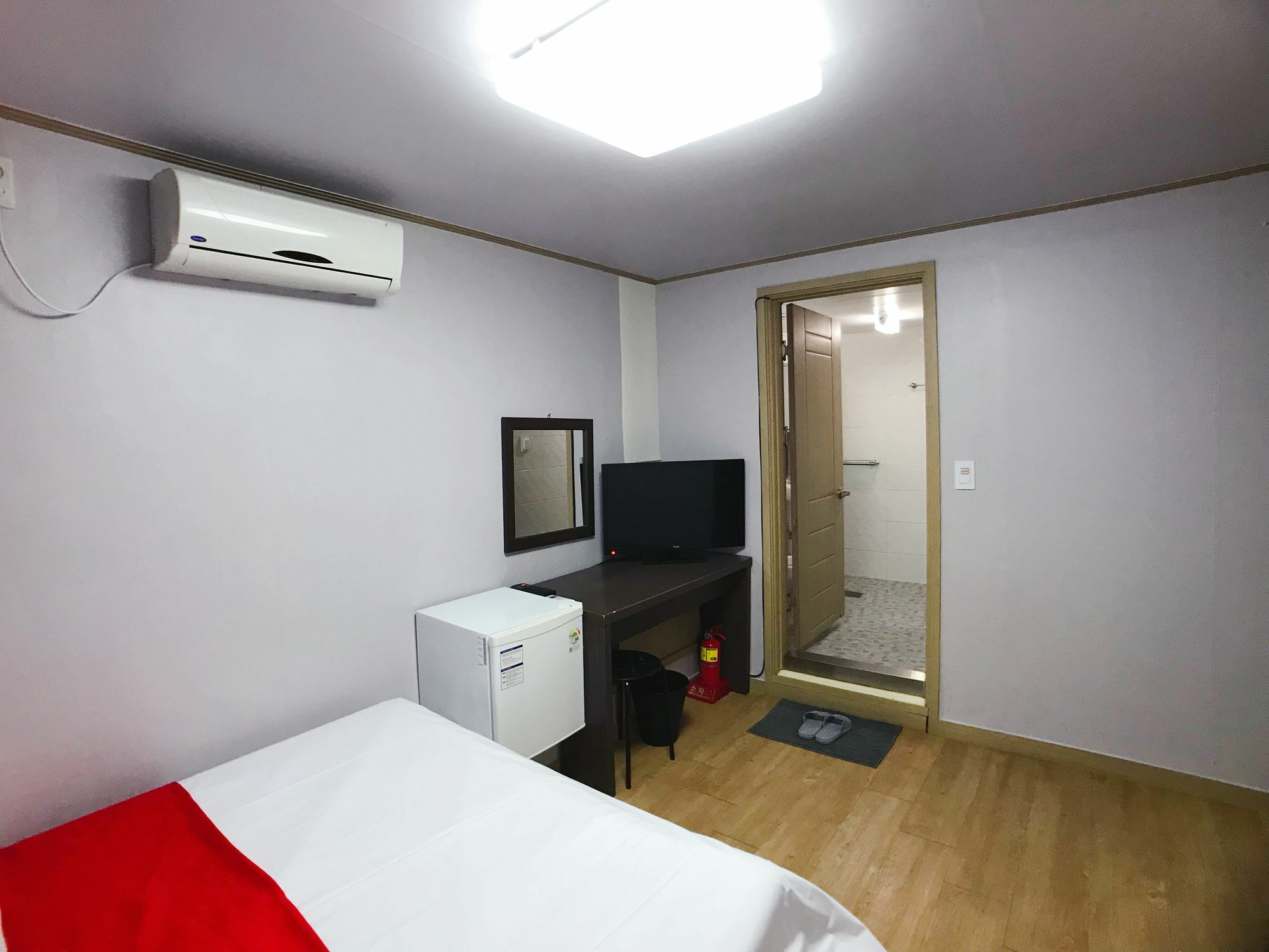 Hotel 1012 House Namsan Seul Esterno foto